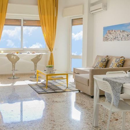 Appartamento La Finestra Sul Mare Pozzallo Exterior foto