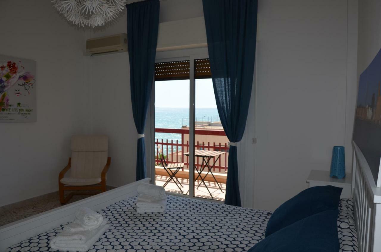 Appartamento La Finestra Sul Mare Pozzallo Exterior foto